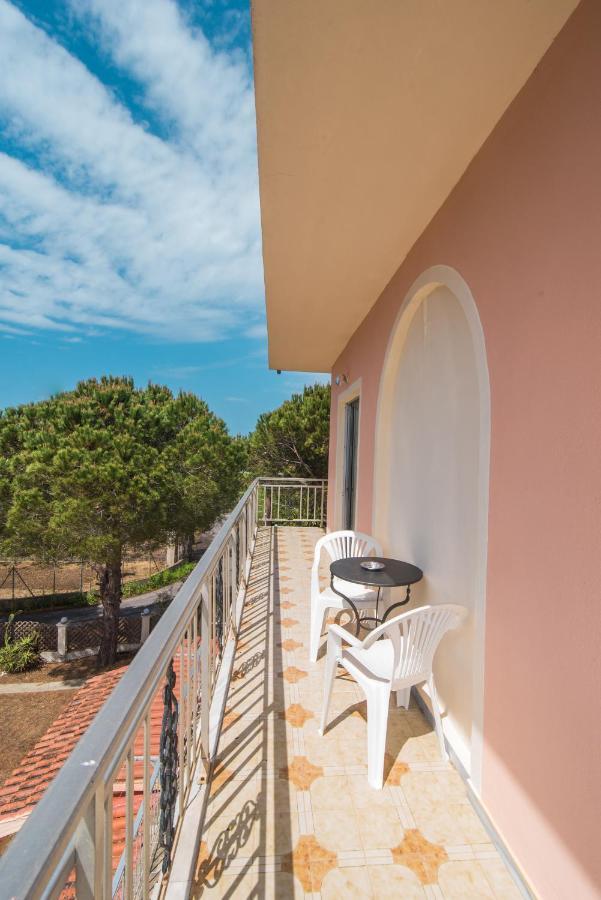 Southgate Apartments Agios Georgios  Exterior photo